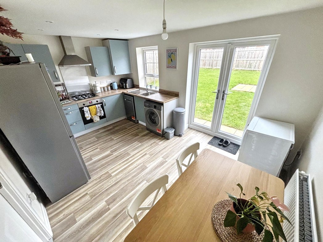 Property image 5 of 19