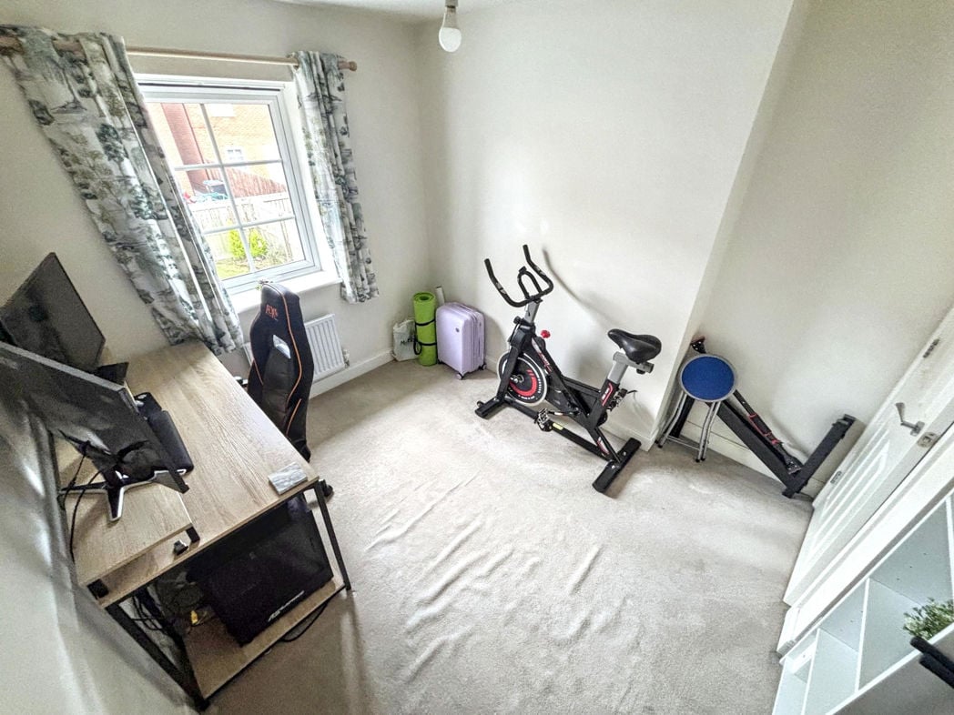Property image 13 of 19