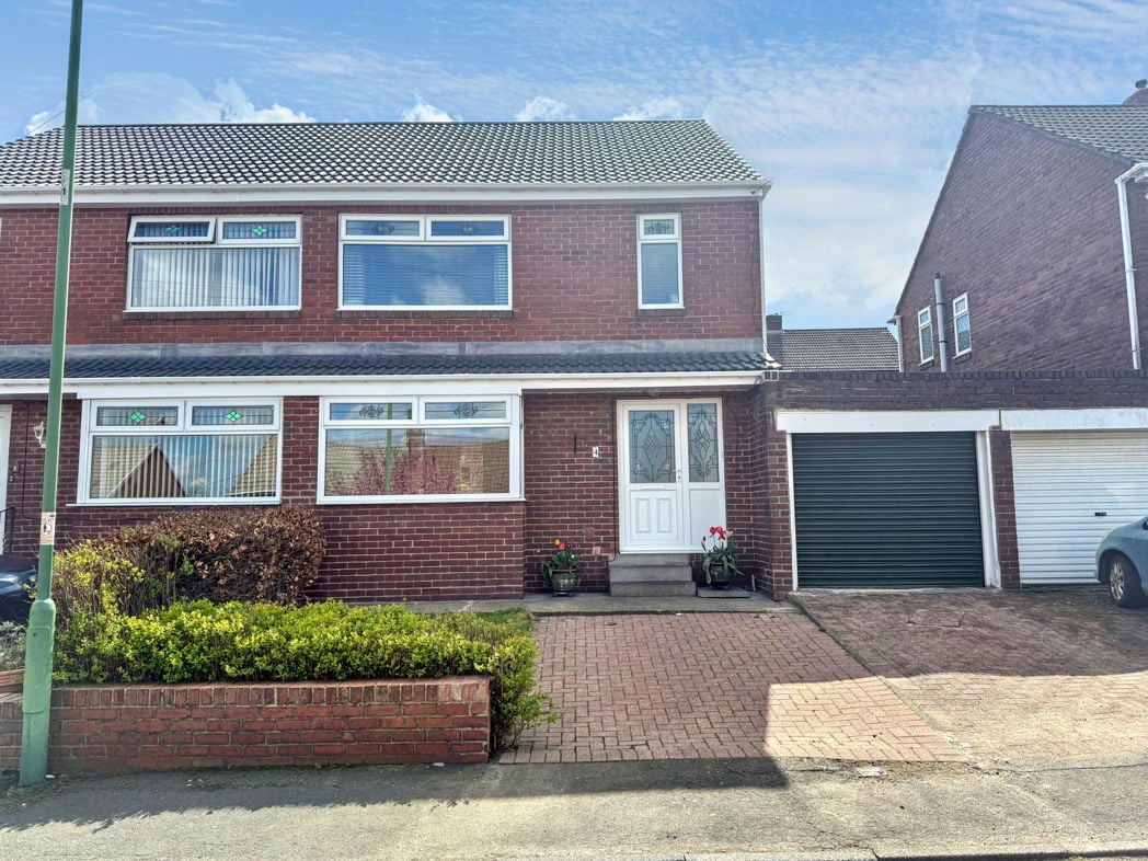 Property image 1 of 12
