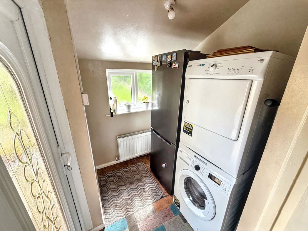 Property image 6 of 12