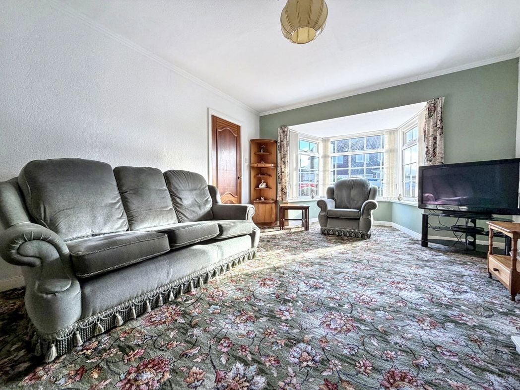 Property image 2 of 17