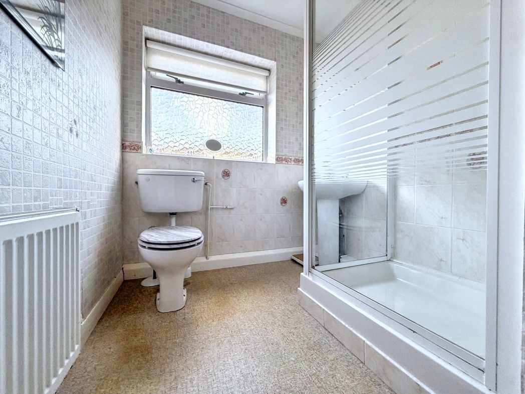 Property image 14 of 17