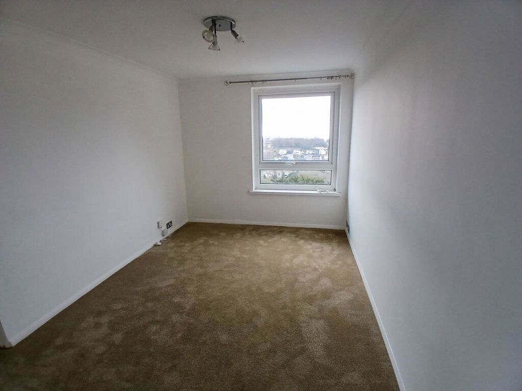 Property image 5 of 6