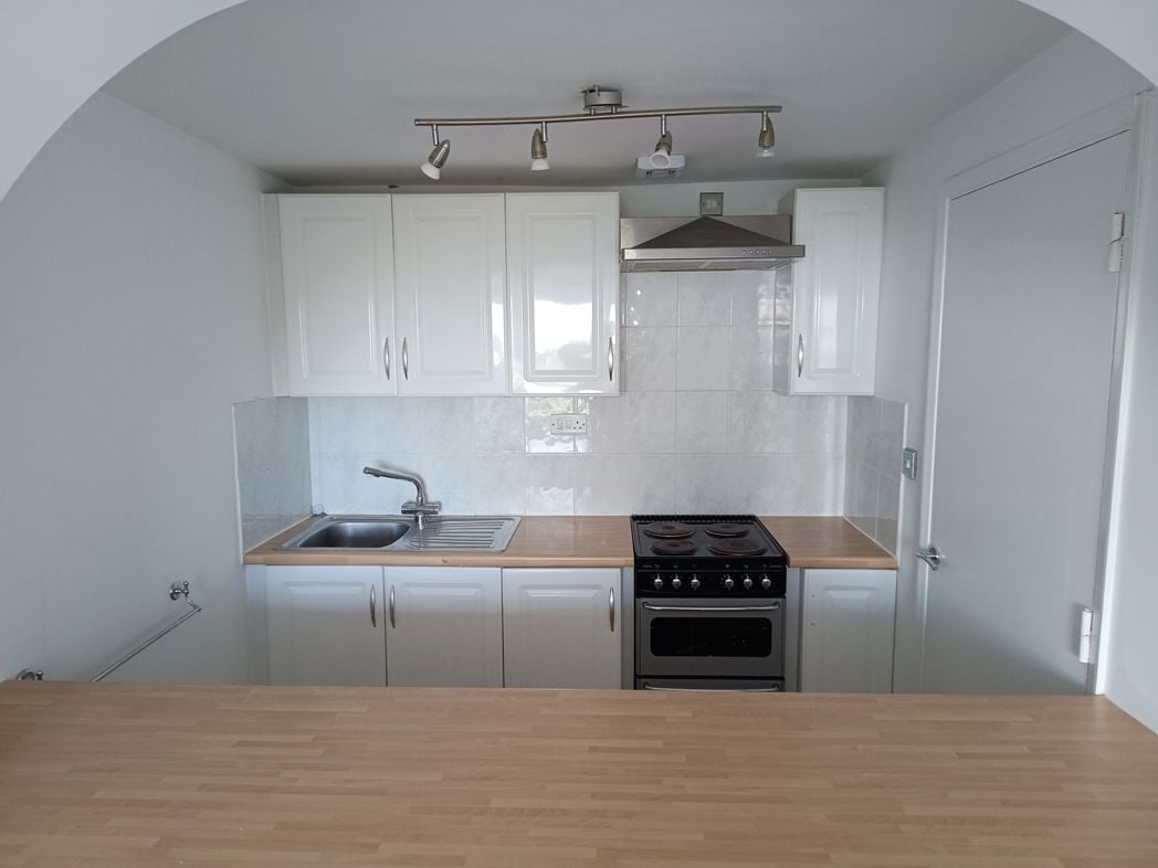 Property image 3 of 6