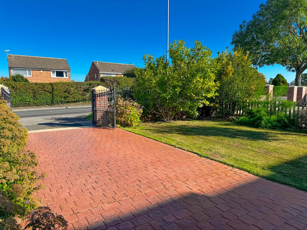 Property image 21 of 23