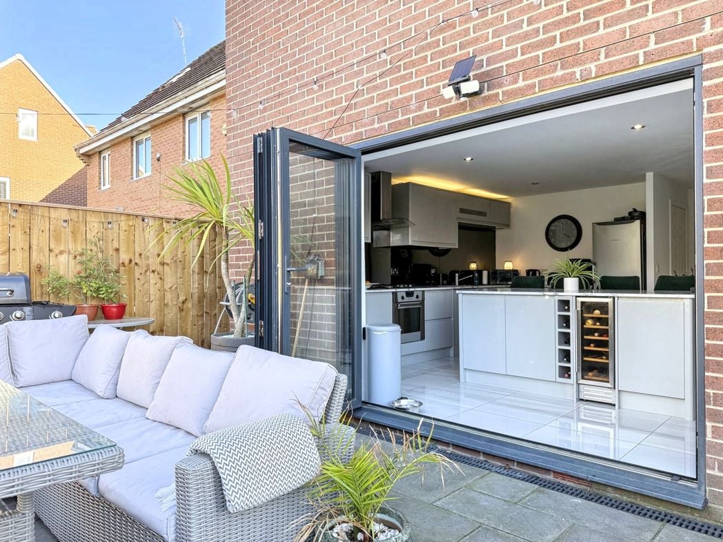 Property image 34 of 40