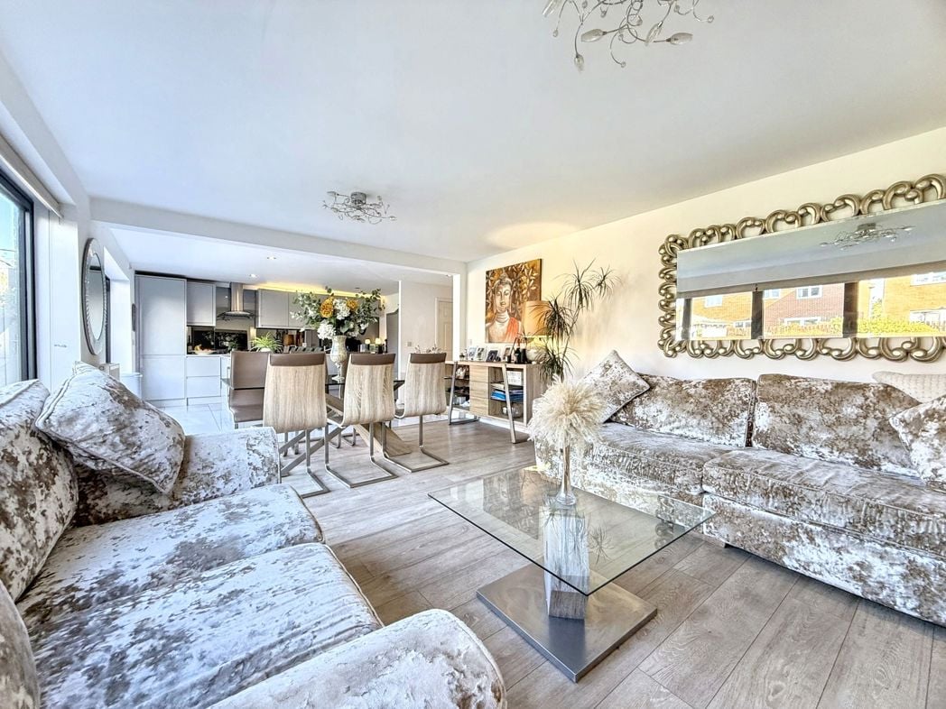 Property image 7 of 40