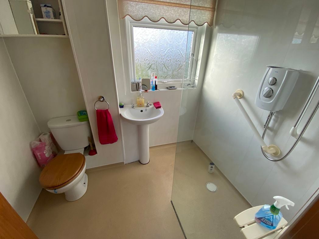 Property image 6 of 13