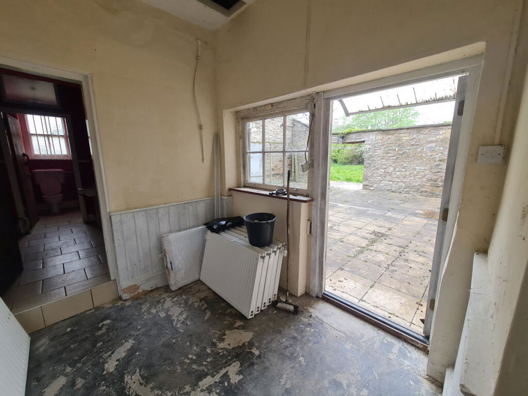 Property image 2 of 48