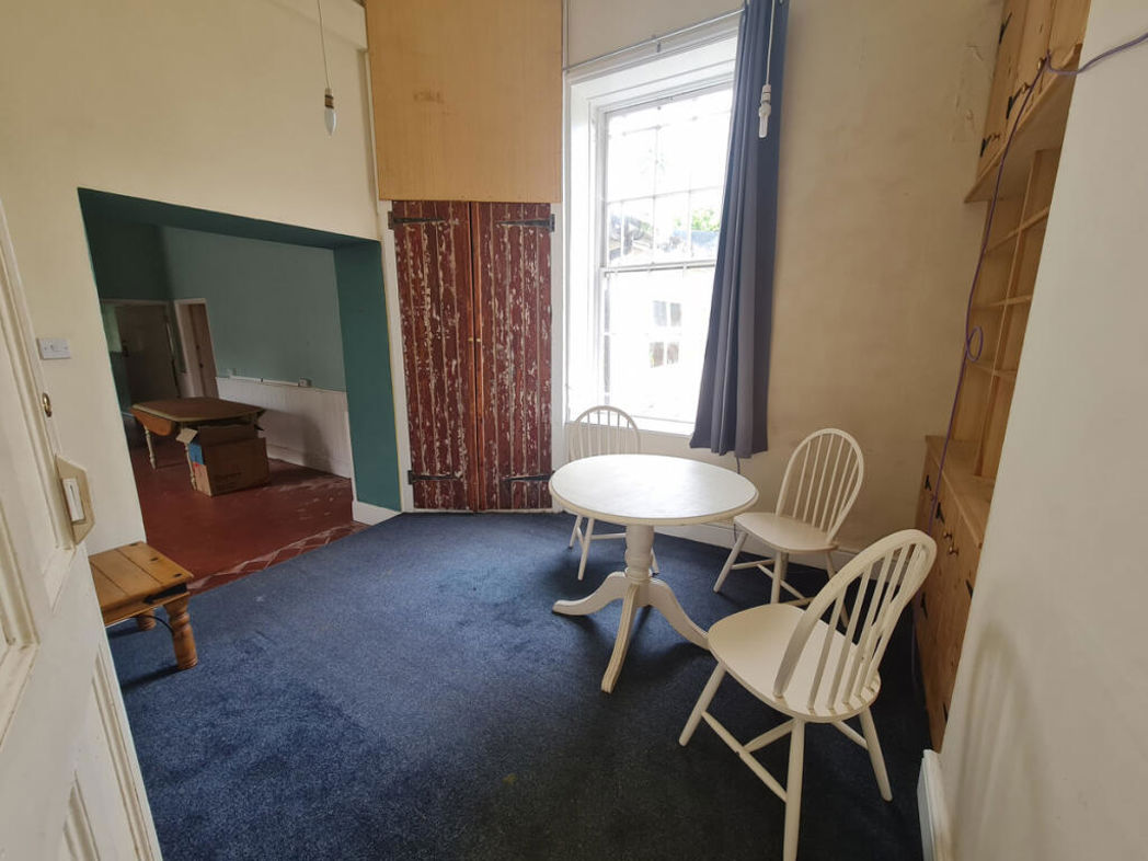 Property image 3 of 48