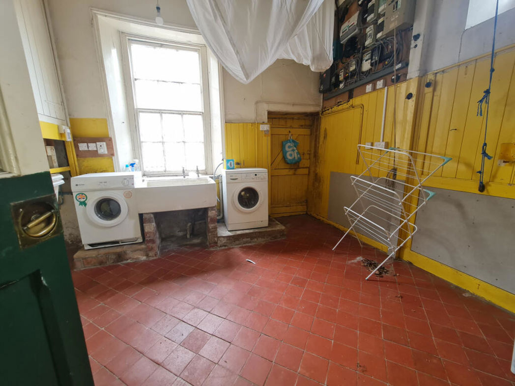 Property image 7 of 48
