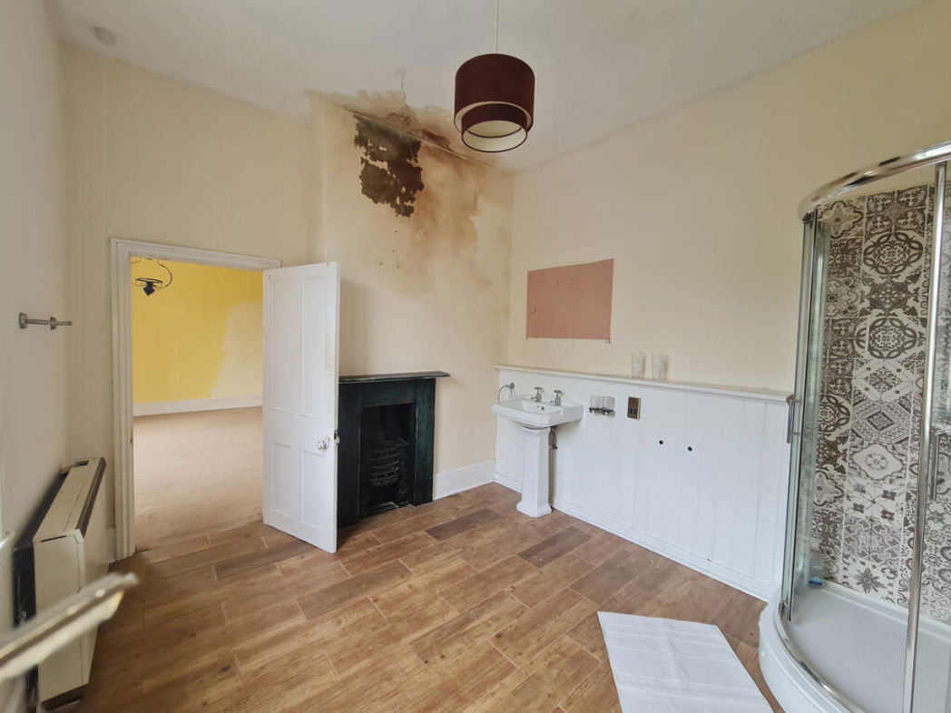 Property image 26 of 48