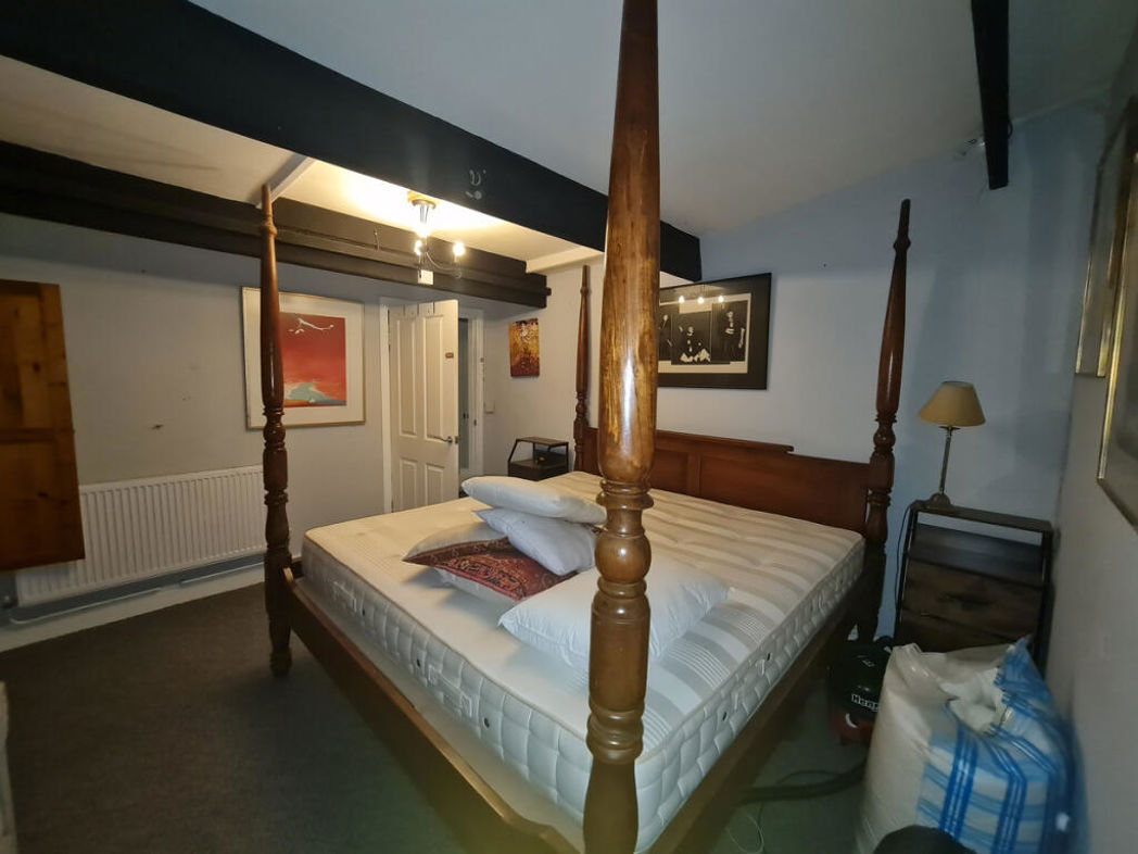 Property image 31 of 48