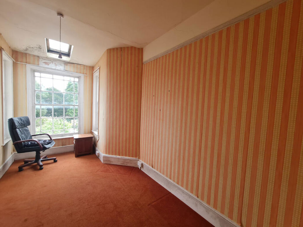 Property image 36 of 48