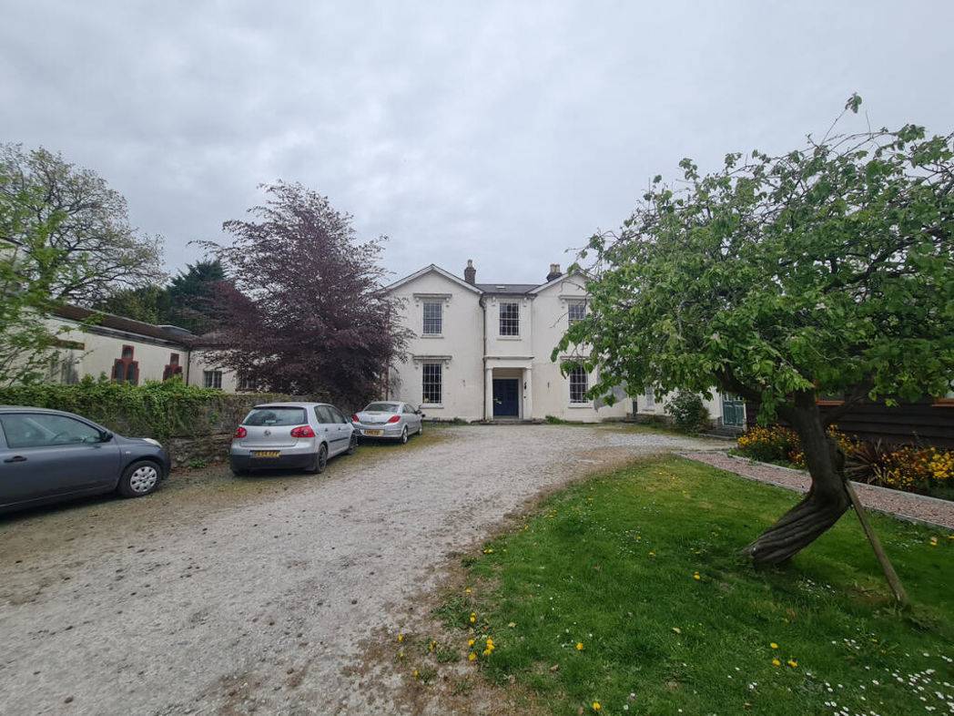 Property image 38 of 48