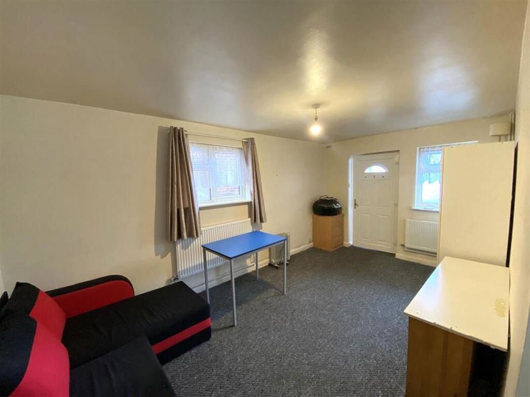 Property image 7 of 13