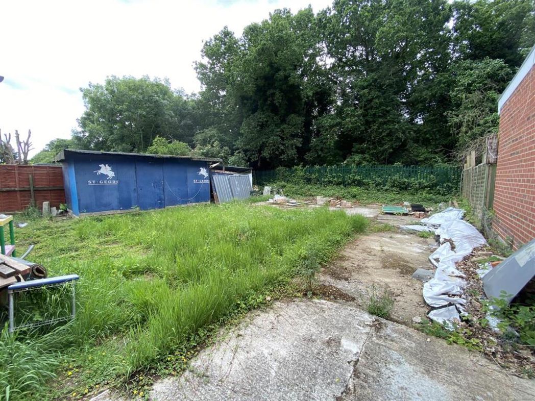 Property image 11 of 13