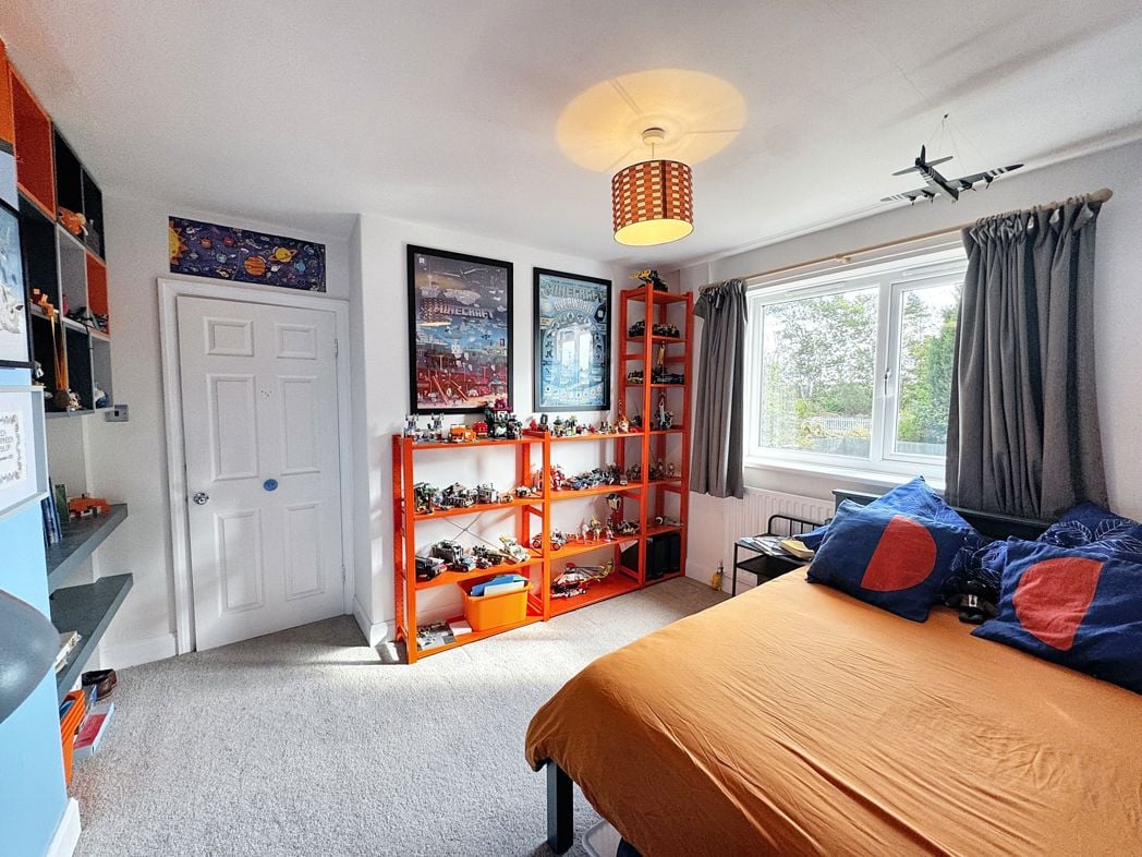 Property image 15 of 19
