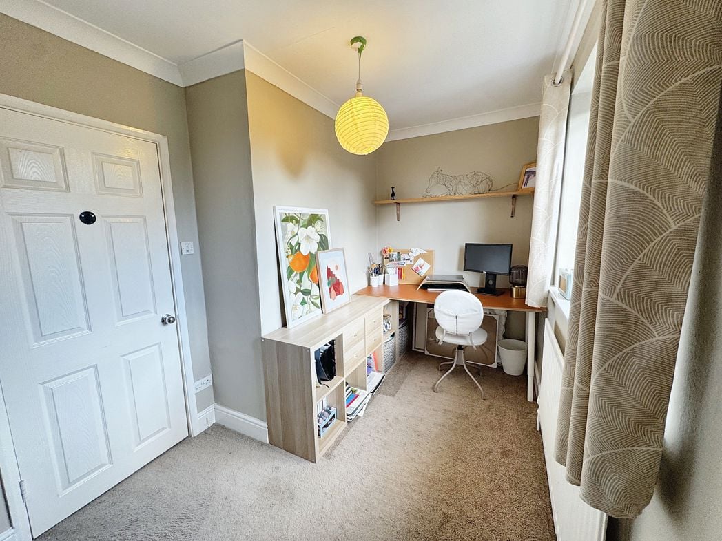 Property image 16 of 19