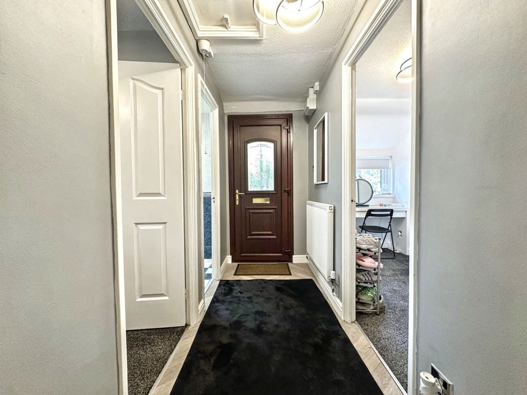 Property image 8 of 9