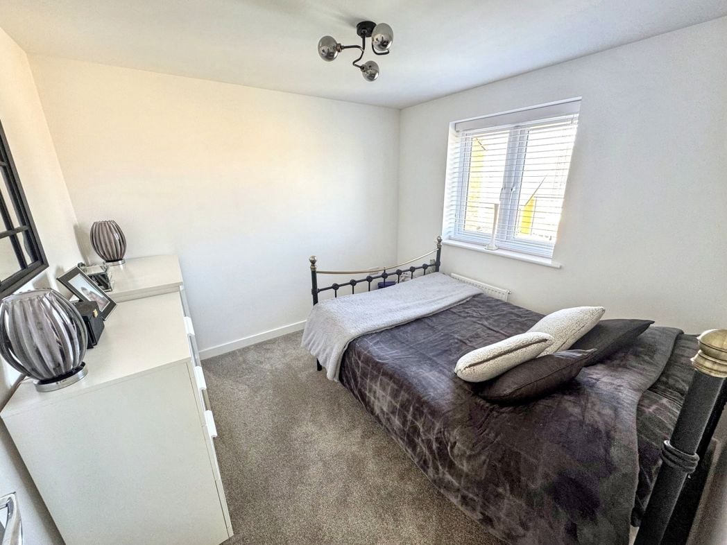 Property image 18 of 26