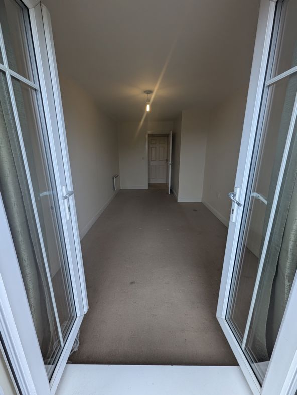 Property image 8 of 22