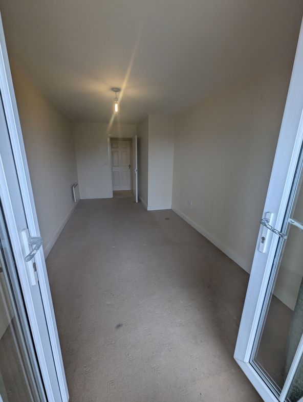 Property image 9 of 22