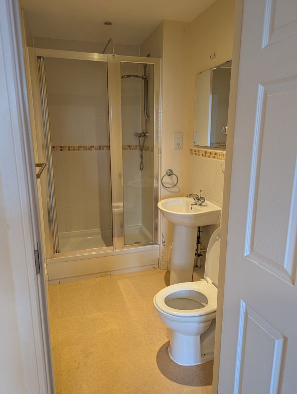 Property image 17 of 22