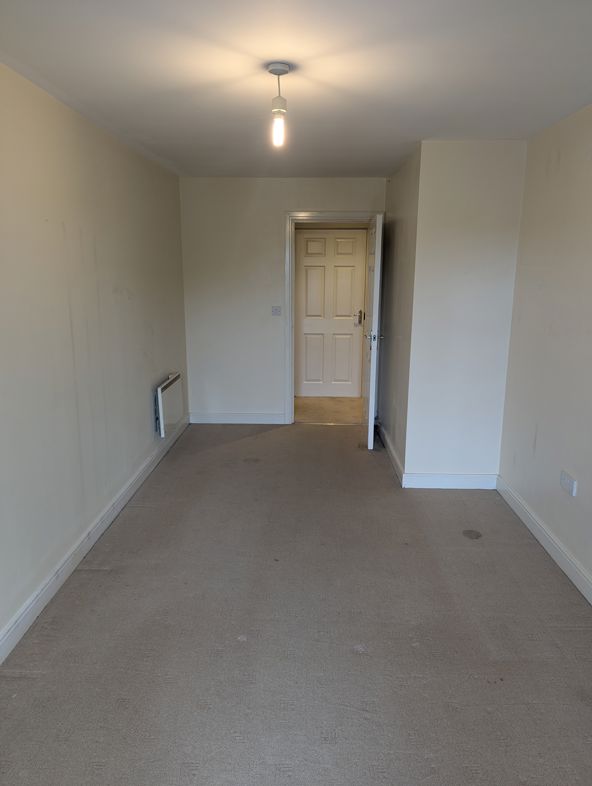 Property image 14 of 22