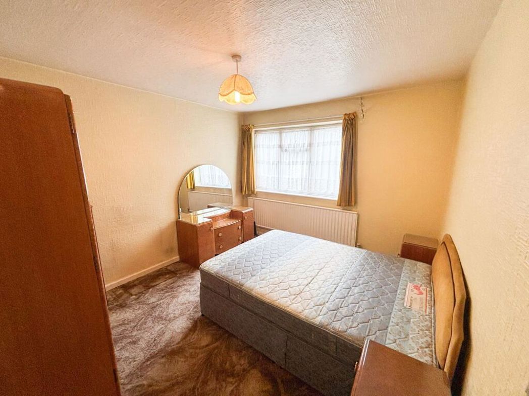 4 Hatfield House, London, E11 1NX