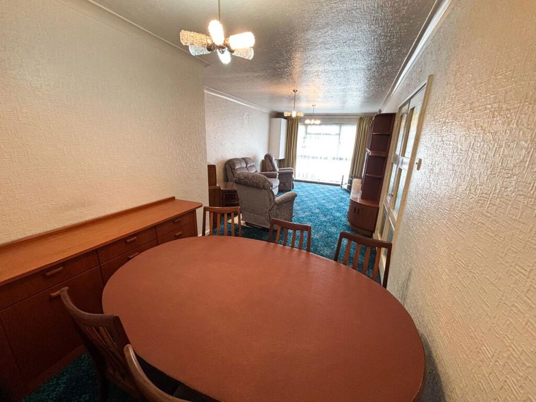 4 Hatfield House, London, E11 1NX