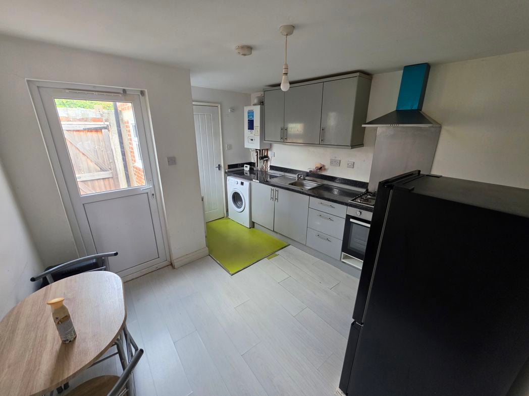 Property image 3 of 9