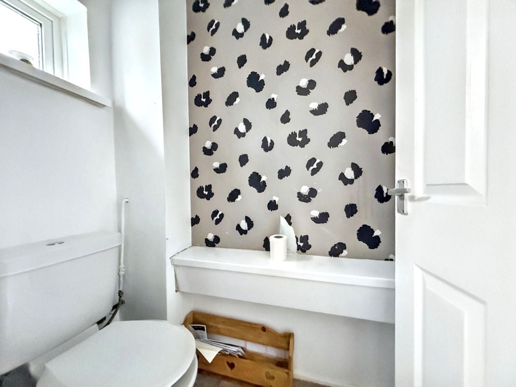 Property image 11 of 11