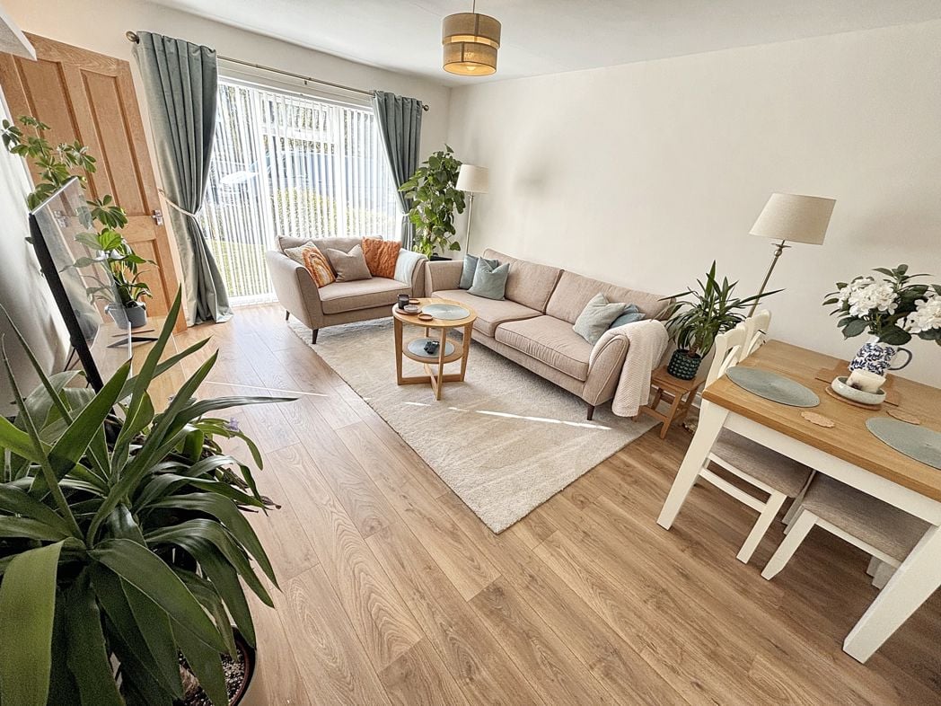 Property image 2 of 14