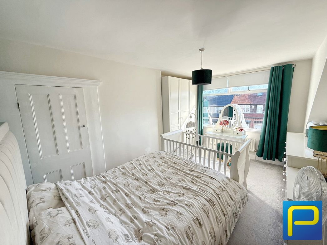 Property image 8 of 12