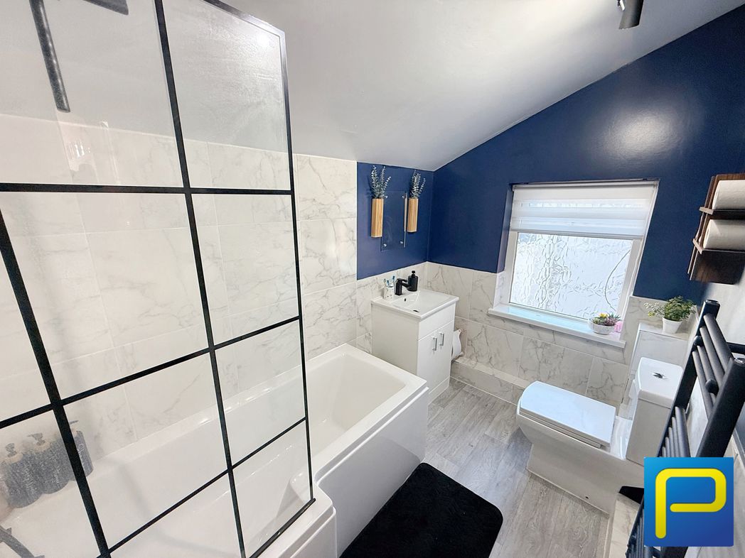 Property image 10 of 12