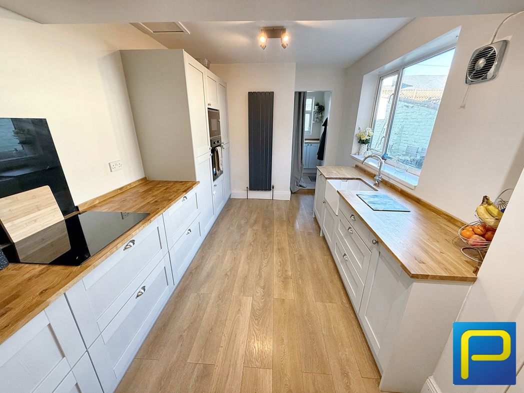 Property image 5 of 12