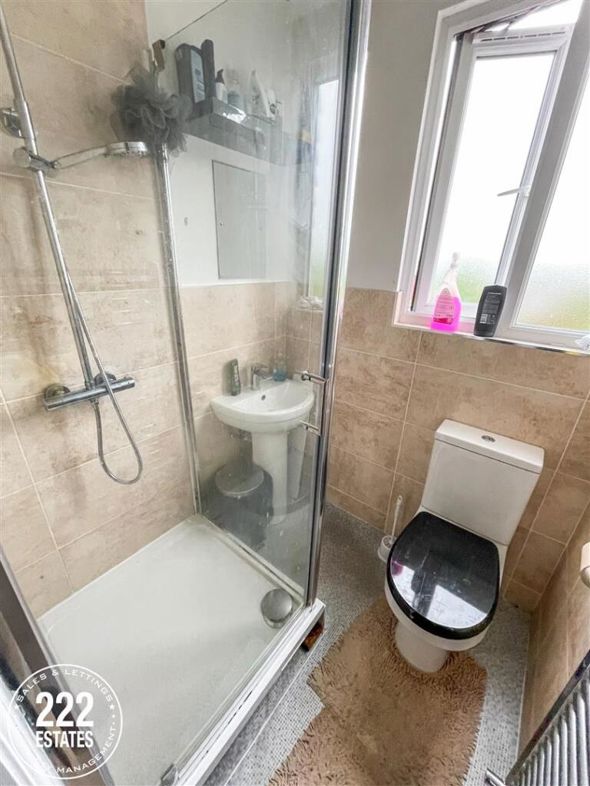 Property image 6 of 10