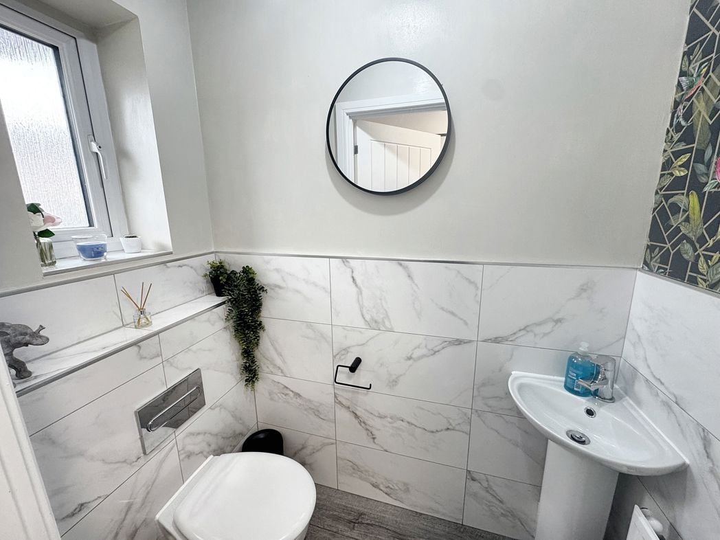 Property image 6 of 12