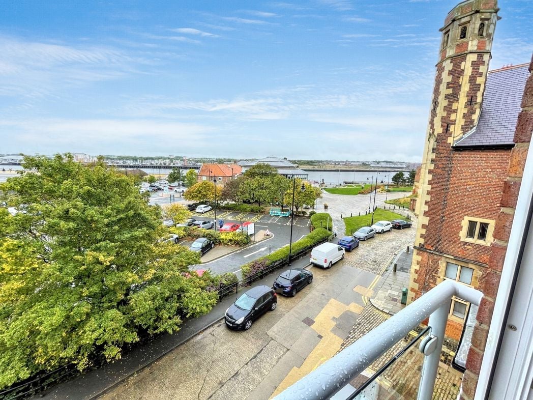 Property image 8 of 8