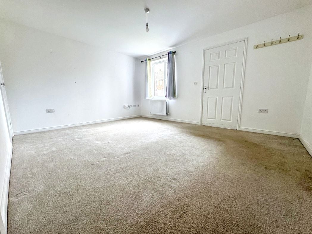 Property image 6 of 19