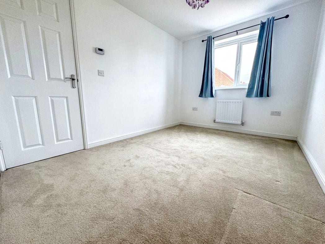 Property image 10 of 19