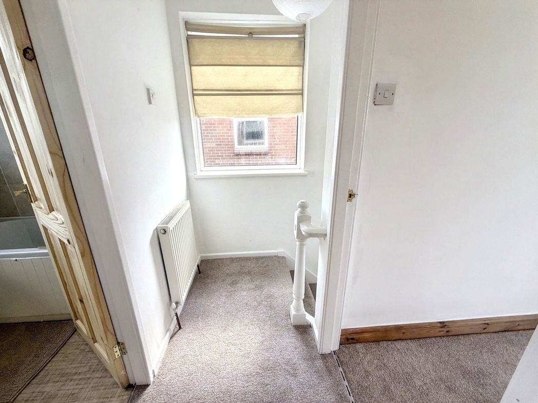 Property image 6 of 11