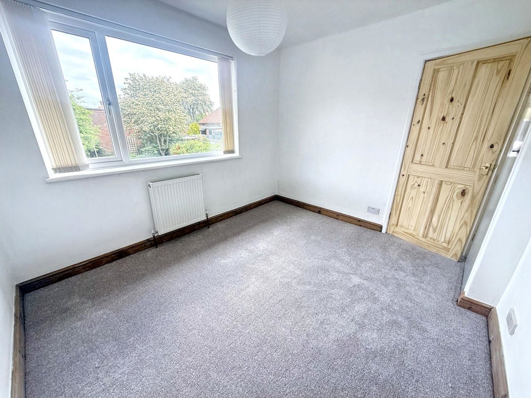Property image 8 of 11