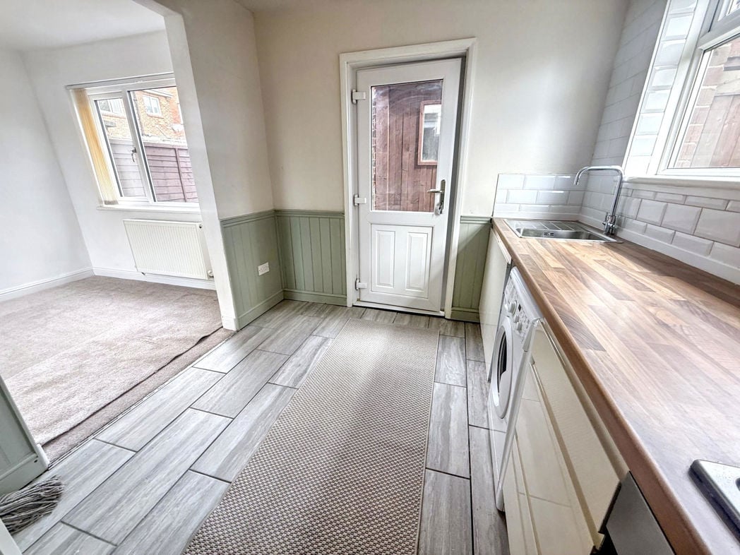 Property image 5 of 11