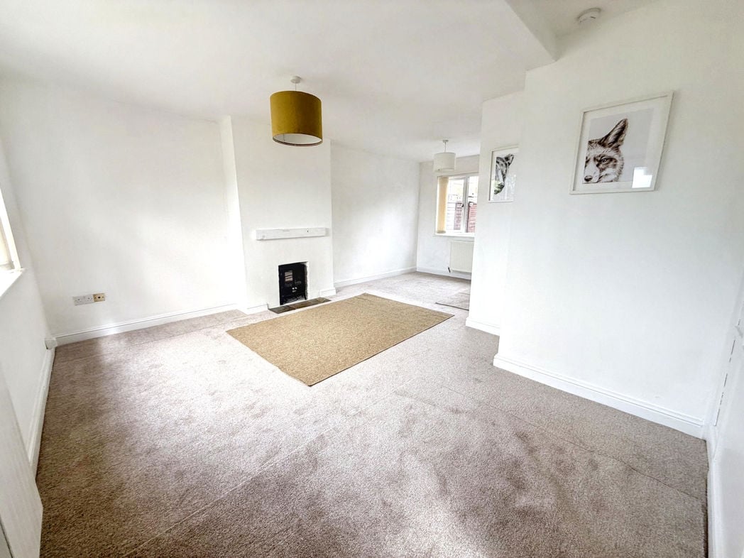 Property image 2 of 11