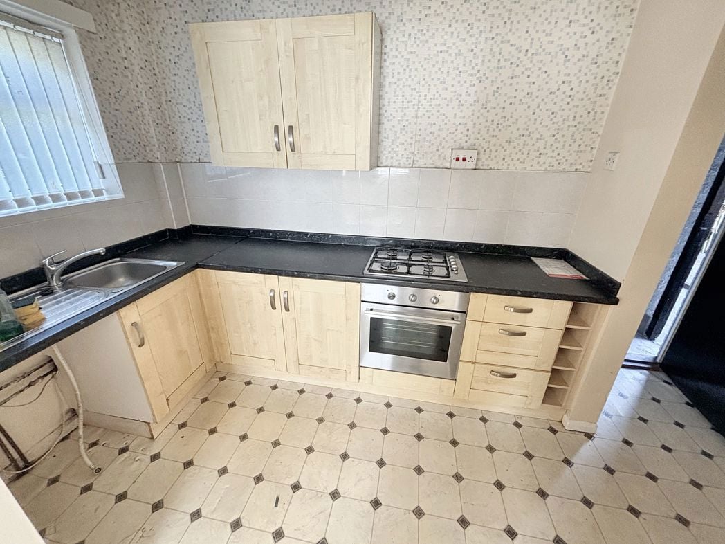 Property image 7 of 14