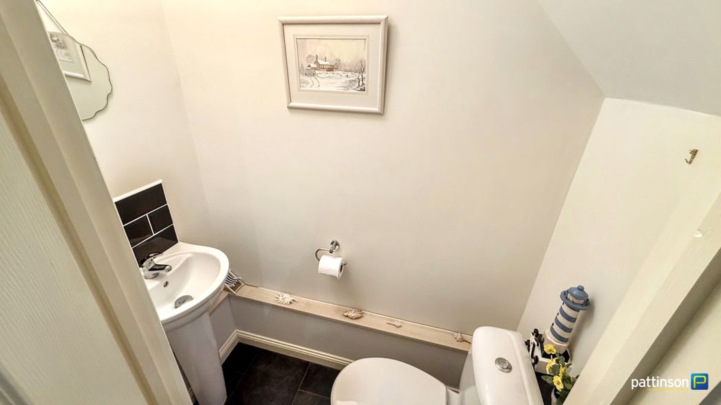 Property image 8 of 29