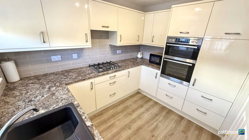 Property image 5 of 29