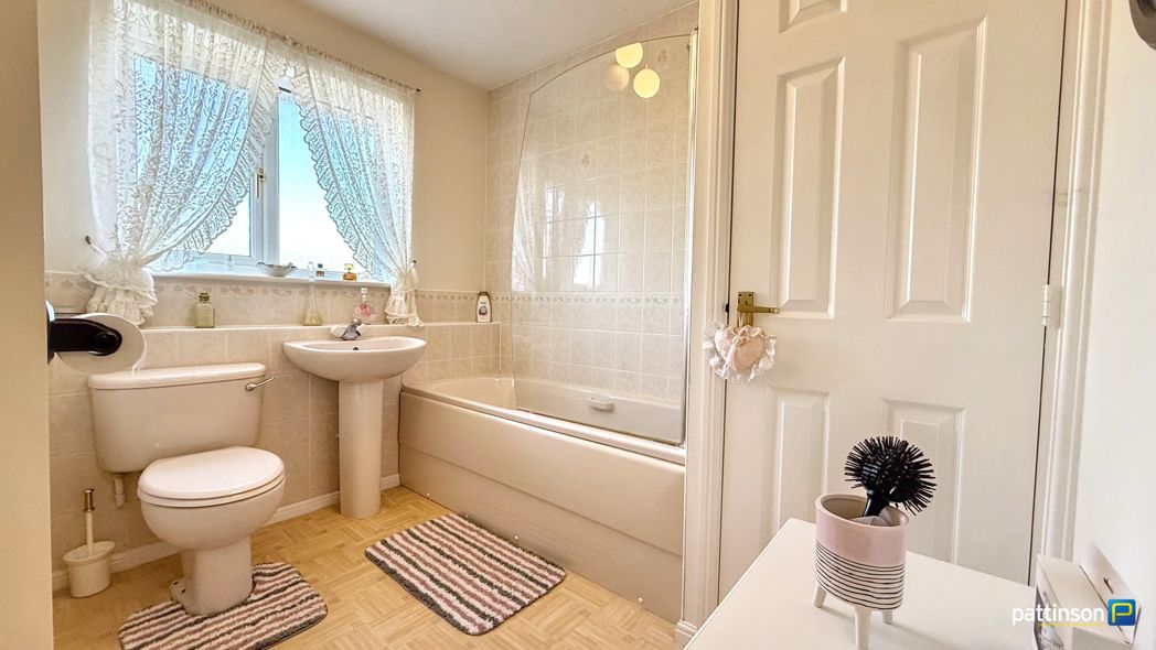 Property image 24 of 29